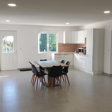 Hacienda Apartment Manciet Luaran gambar