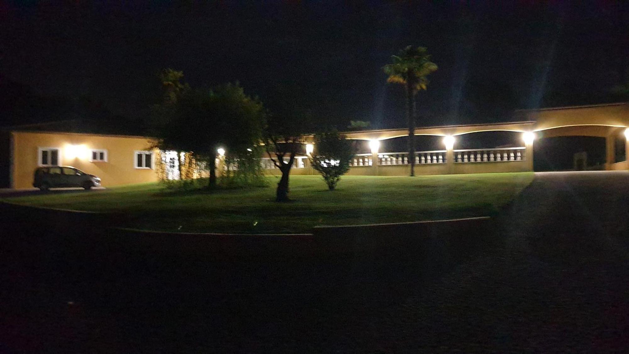 Hacienda Apartment Manciet Luaran gambar